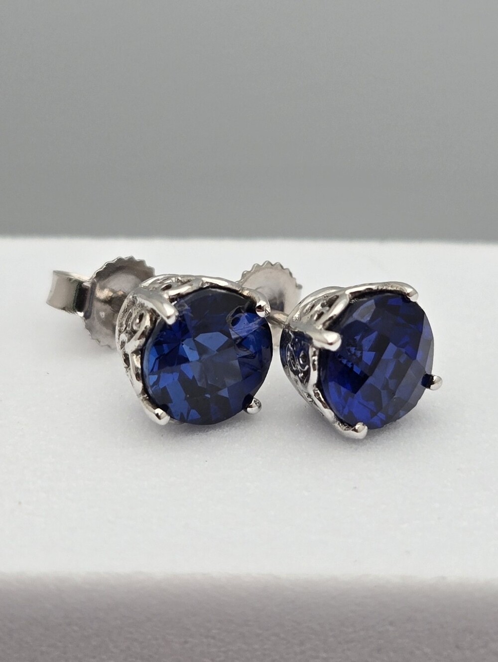 10K White Gold Synthetic Blue Sapphire Stud Earrings 3.0 CTW Round Cut Filigree